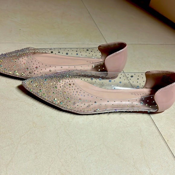 NWOT clear/tan/rhinestone flats. - Picture 3 of 7